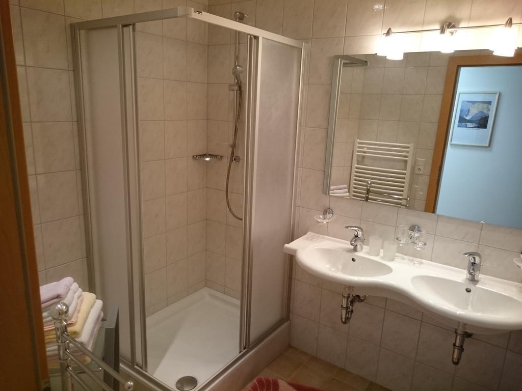 Gredler Apartment Цел ам Цилер Стая снимка